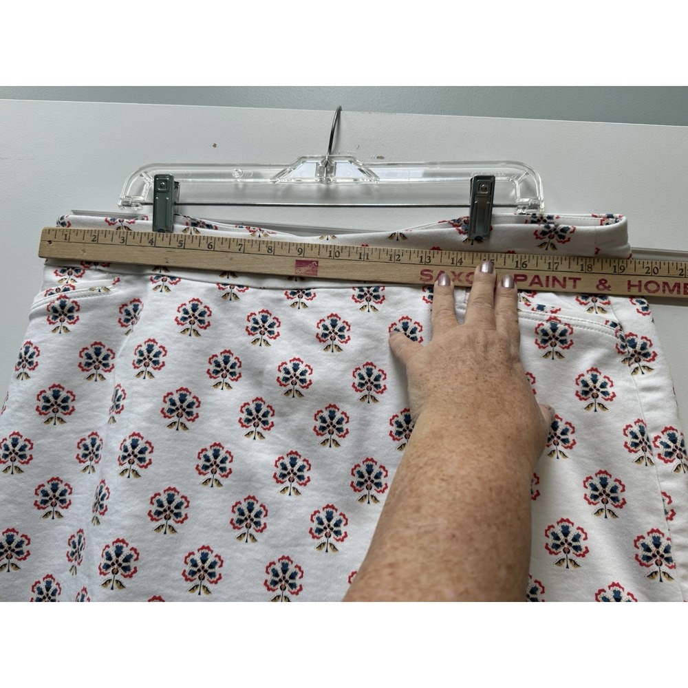 Croft & Barrow Skort - Skirt w/ Shorts Women's Size 18 Floral Print Classic Fit - Picture 7 of 11